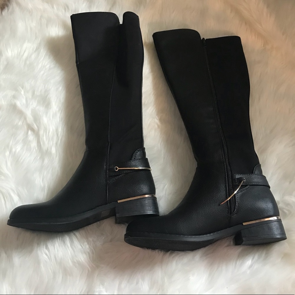 Lady Godiva Celia Knee-High Women’s Black Boots